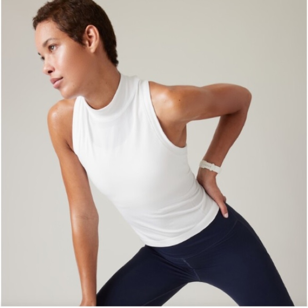 Athleta - XL- Momentum White Seamless Tank Top Racerback Yoga Gym Workout - Picture 11 of 14